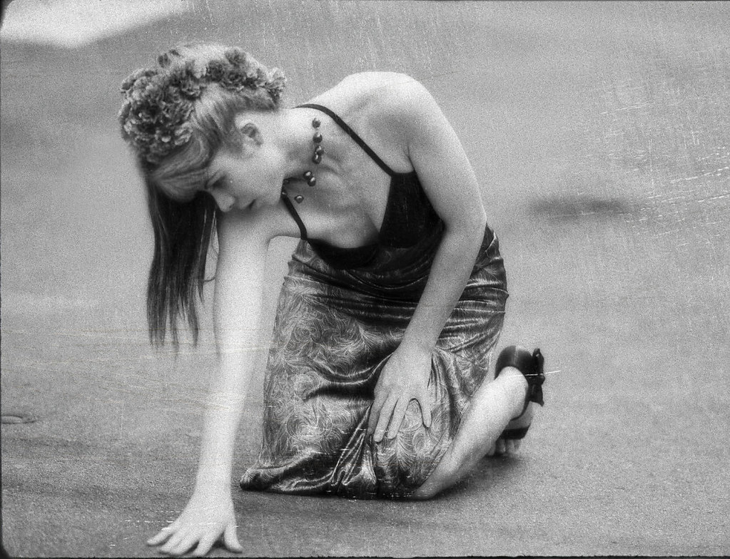 Coiffure : Elizabeth Giry - Modéle Eve Stevens