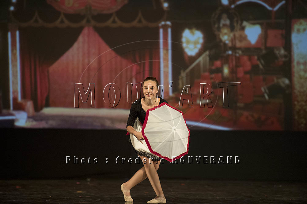MOUV-1414.jpg