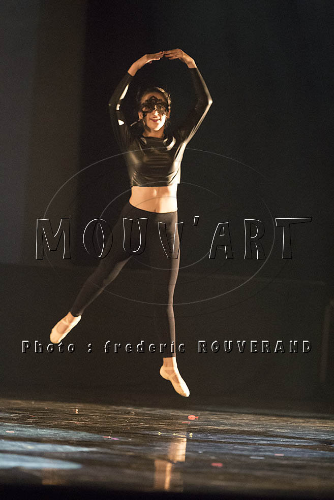 MOUV-1743.jpg