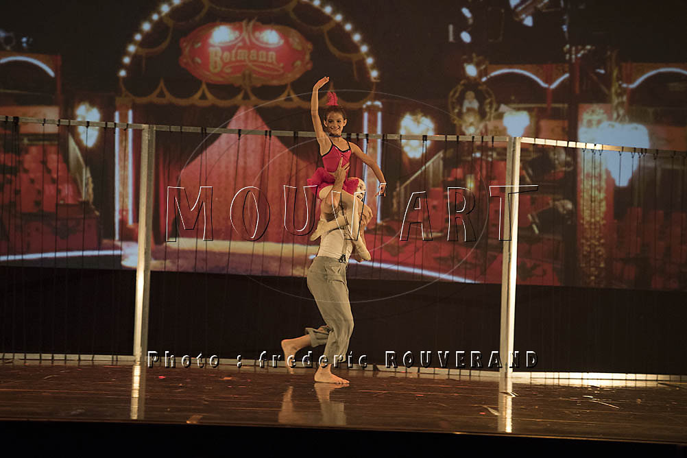 MOUV-2050.jpg