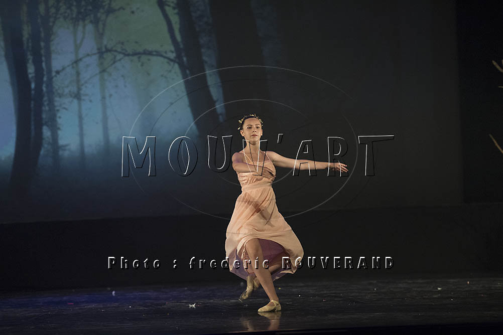 MOUV-2714.jpg