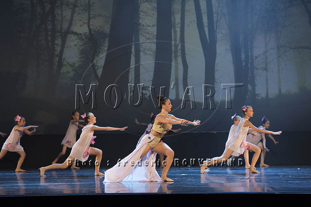 MOUV-3335.jpg