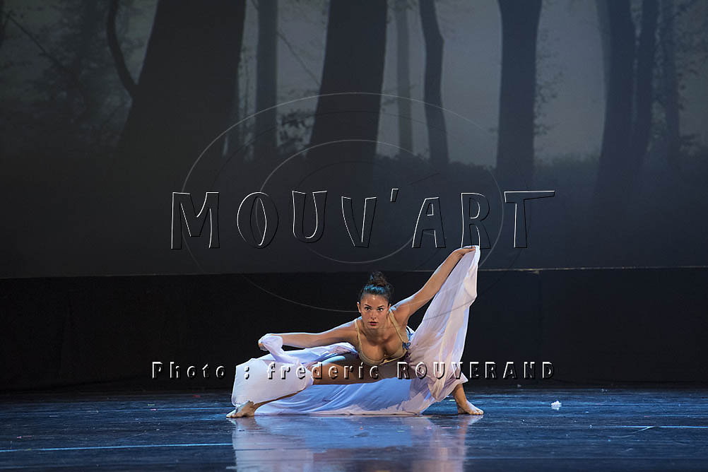 MOUV-3365.jpg